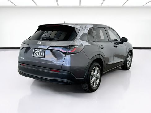 Used 2023 Honda HR-V LX image 4
