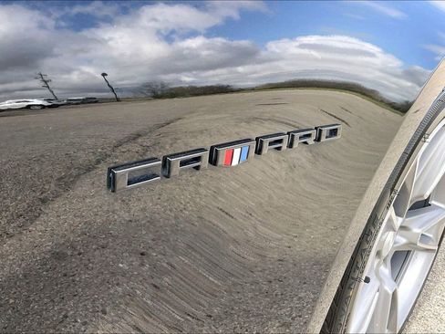 Used 2021 Chevrolet Camaro LT w/ RS Package image 18