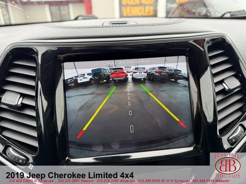 Used 2019 Jeep Cherokee Limited AWD/4WD image 18