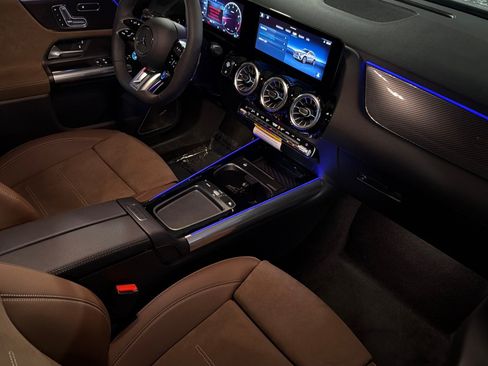 New 2026 Mercedes-Benz GLA 35 AMG 4MATIC image 15