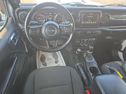 Used 2022 Jeep Wrangler Unlimited Sport AWD/4WD image 5