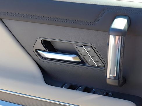 New 2026 GMC Hummer EV 4x4 Crew Cab image 19