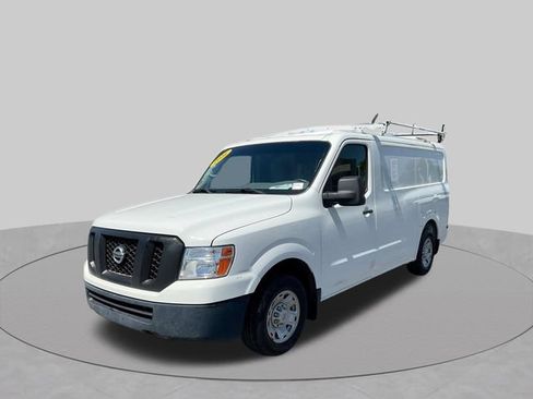 Used 2016 Nissan NV 2500 SV RWD image 4