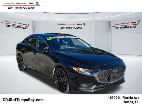 Used 2025 MAZDA MAZDA3 s FWD image 1