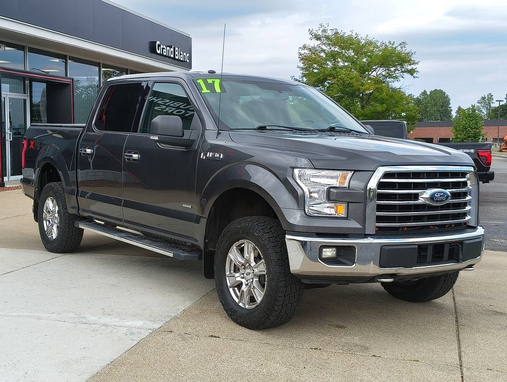 Used 2017 Ford F150 XLT w/ Equipment Group 301A Mid AWD/4WD image 14