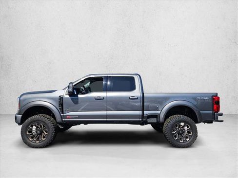 New 2025 Ford F250 XLT w/ Black Appearance Package AWD/4WD image 5