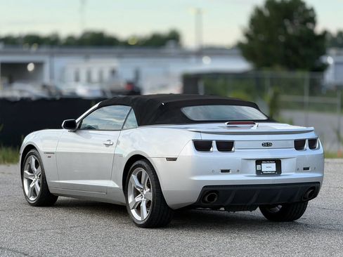 Used 2011 Chevrolet Camaro SS w/ RS Package RWD image 10