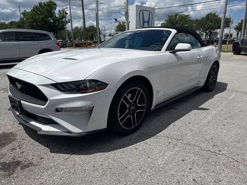 Used 2021 Ford Mustang Premium RWD image 5