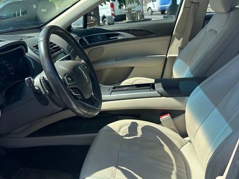 Used 2019 Lincoln MKZ Reserve AWD/4WD image 14