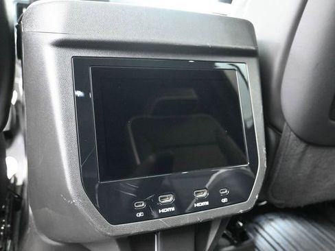 Used 2025 GMC Yukon XL AT4 Ultimate w/ LPO, Floor Liner Package image 24