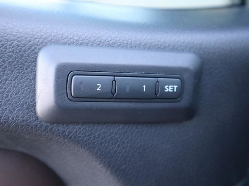 Used 2023 Nissan Titan Platinum Reserve w/ Moonroof Package image 23