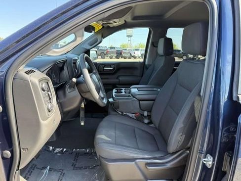 Used 2021 Chevrolet Silverado 1500 Custom AWD/4WD image 12