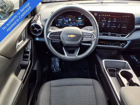 Used 2025 Chevrolet Equinox LT image 13