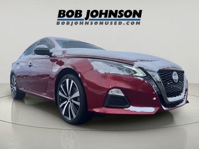 Used 2022 Nissan Altima 2.5 SR