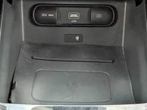 Certified 2022 Kia Telluride EX w/ EX Premium Package image 31