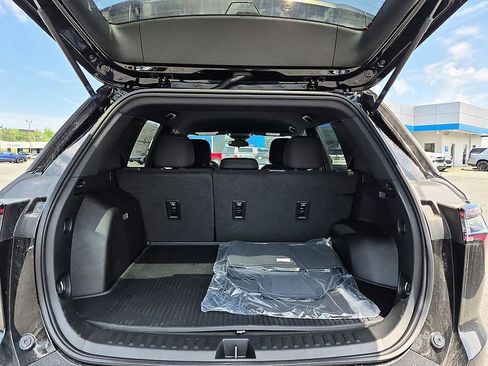 New 2026 Chevrolet Equinox LT FWD image 31