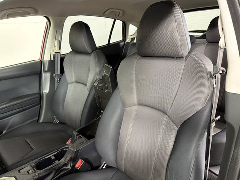 Used 2019 Subaru Crosstrek 2.0i AWD/4WD image 13