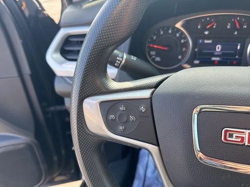 Used 2023 GMC Acadia SLE w/ Driver Convenience Package image 17