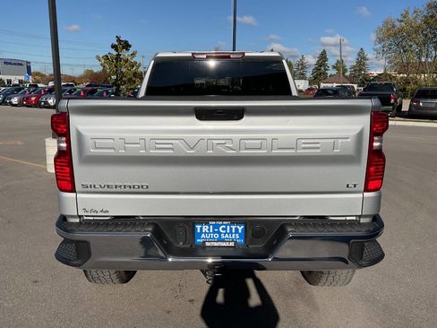 Used 2022 Chevrolet Silverado 1500 LT image 6