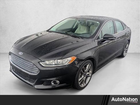 Used 2016 Ford Fusion Titanium image 1