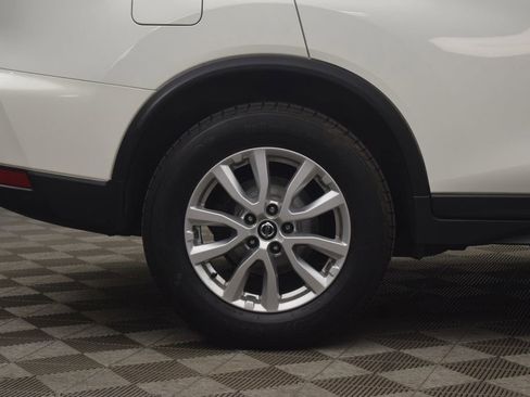 Used 2020 Nissan Rogue SV AWD/4WD image 31