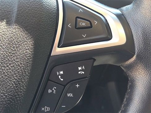 Certified 2024 Ford Edge Titanium image 24