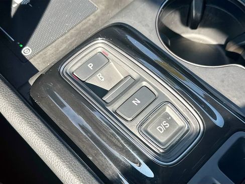 Certified 2025 Honda Pilot TrailSport image 16
