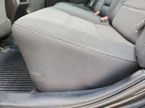 Used 2017 Toyota Camry LE image 26