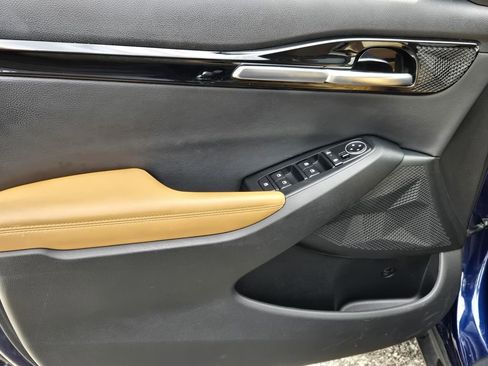 Used 2024 Kia Seltos EX image 17