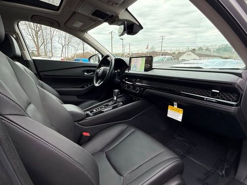 Used 2024 Honda Accord Touring image 14