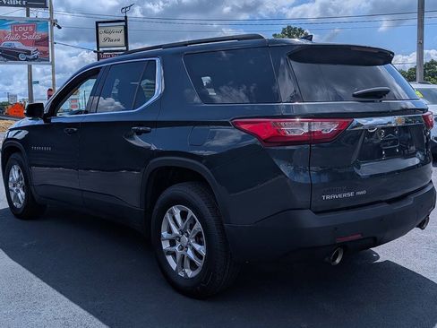 Used 2021 Chevrolet Traverse LT AWD/4WD image 5