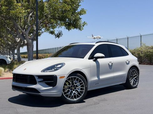 Used 2020 Porsche Macan GTS AWD/4WD image 1