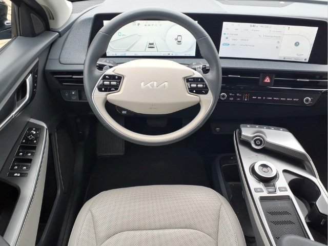 Used 2023 Kia EV6 Wind w/ Wind Technology Package AWD/4WD image 5