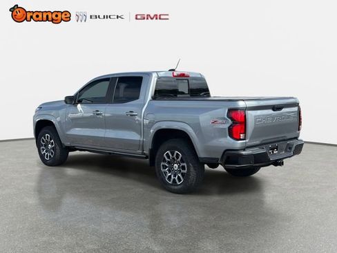 Used 2025 Chevrolet Colorado Z71 AWD/4WD image 5