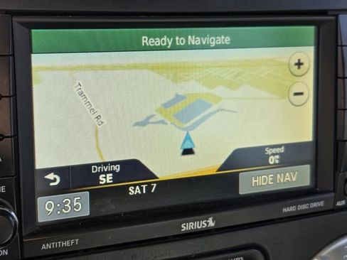 Used 2017 Jeep Wrangler Unlimited Sahara w/ Connectivity Group image 18