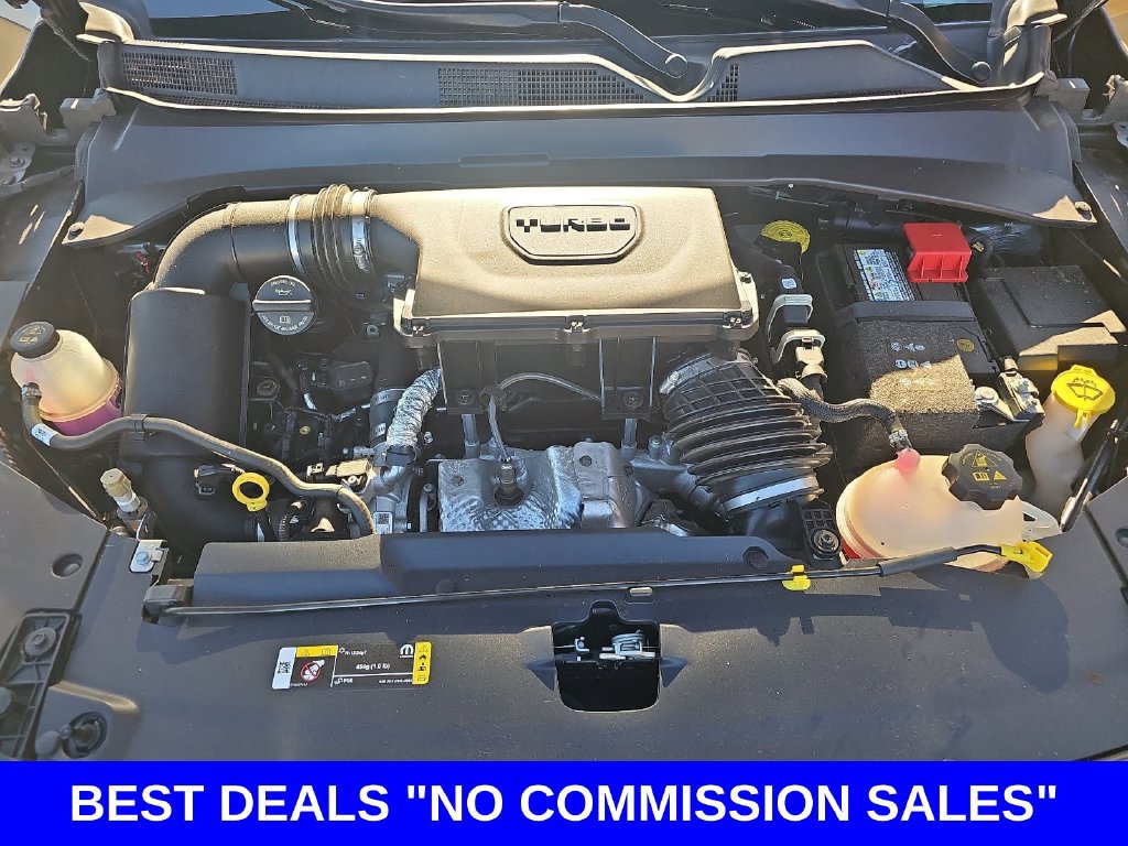 Used 2023 Jeep Compass Latitude w/ Sun and Sound Group AWD/4WD image 31