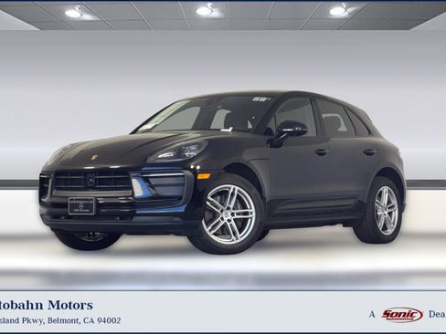 Used 2024 Porsche Macan AWD/4WD image 1