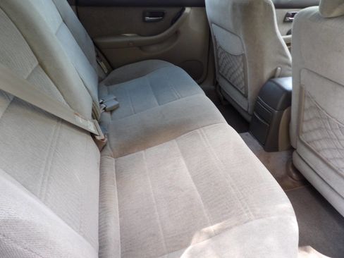 Used 2001 Subaru Outback Wagon image 26