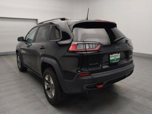 Used 2019 Jeep Cherokee Trailhawk image 5