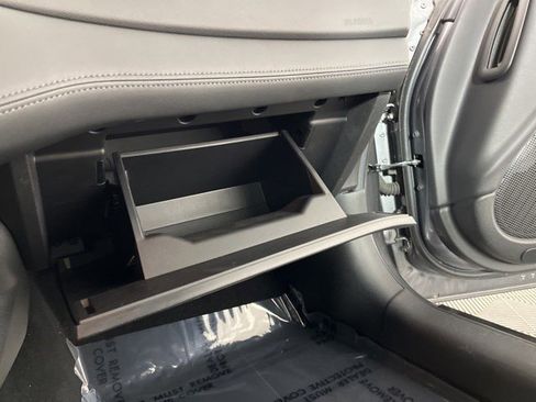 Used 2024 Nissan Z Performance w/ Floor Mat Package RWD image 32