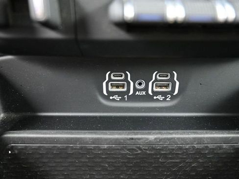 Used 2024 RAM 3500 Laramie w/ Night Edition image 32