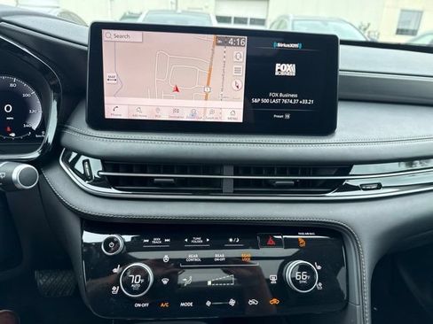 Certified 2023 INFINITI QX60 Luxe w/ Performance Audio Package AWD/4WD image 9