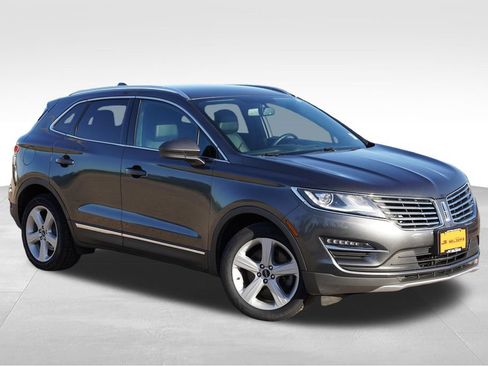Used 2017 Lincoln MKC Premiere AWD/4WD image 1