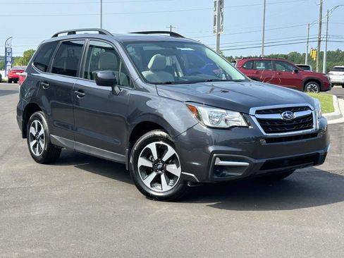 Used 2017 Subaru Forester 2.5i Premium w/ All-Weather Package AWD/4WD image 1
