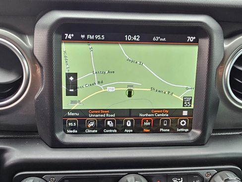Used 2021 Jeep Wrangler Unlimited Sahara w/ Uconnect 4C Nav & Sound Group image 23