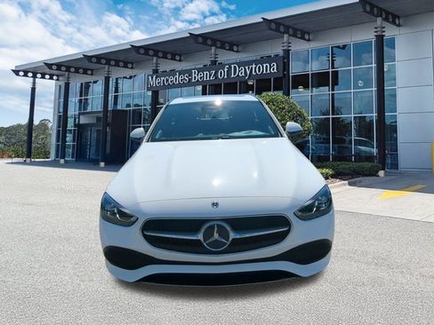 Used 2025 Mercedes-Benz C 300 Sedan image 9