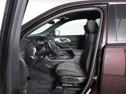Used 2022 Chevrolet Traverse LT w/ LPO, Floor Liner Package image 30