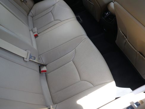 Used 2015 Hyundai Azera Limited FWD image 12