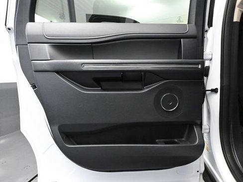 Used 2024 Ford Expedition Max XLT image 36