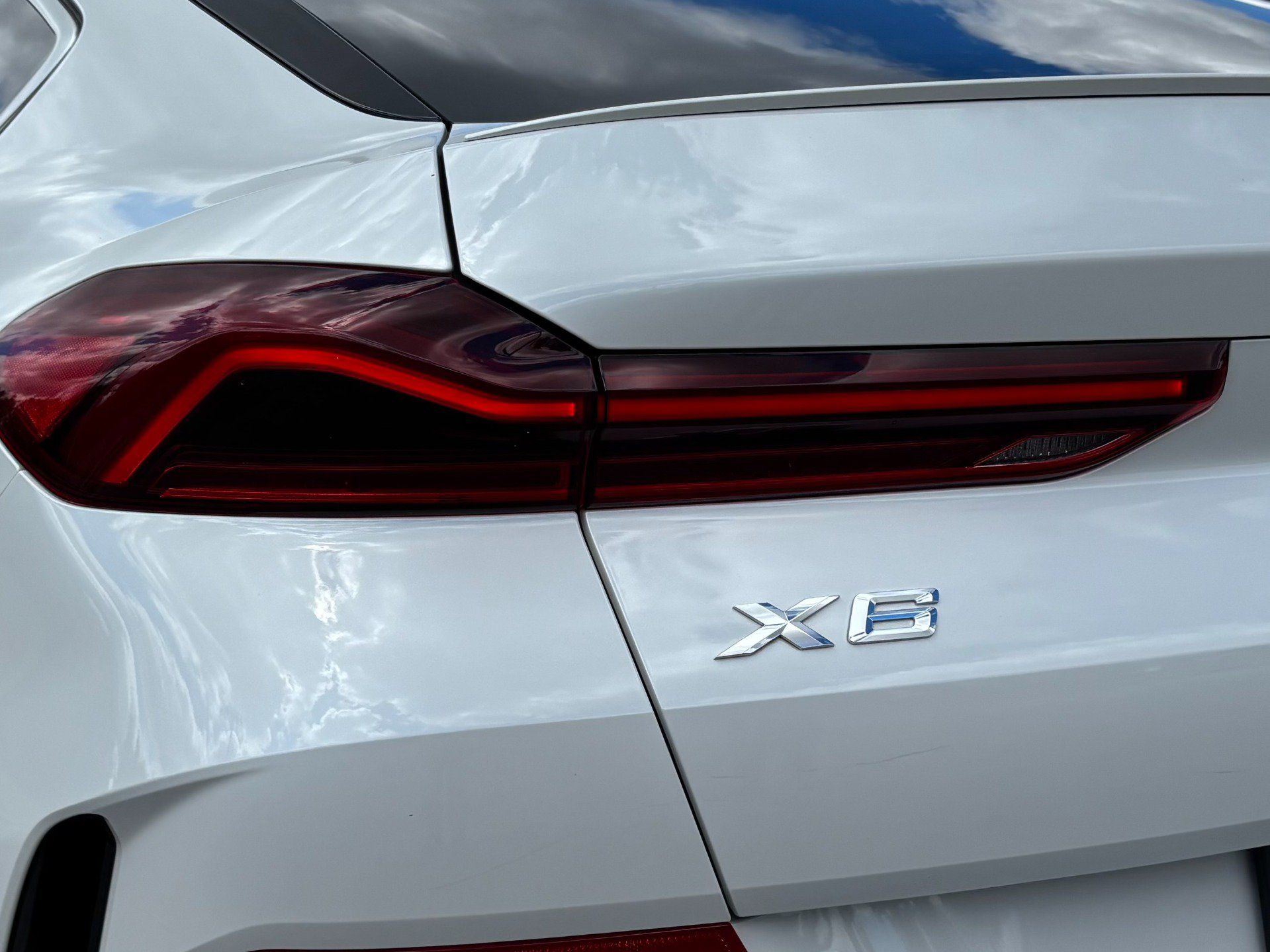 Used 2022 BMW X6 xDrive40i w/ Premium Package AWD/4WD image 41